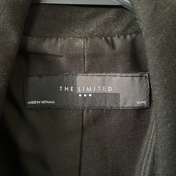 Button up vest - Picture 3 of 3